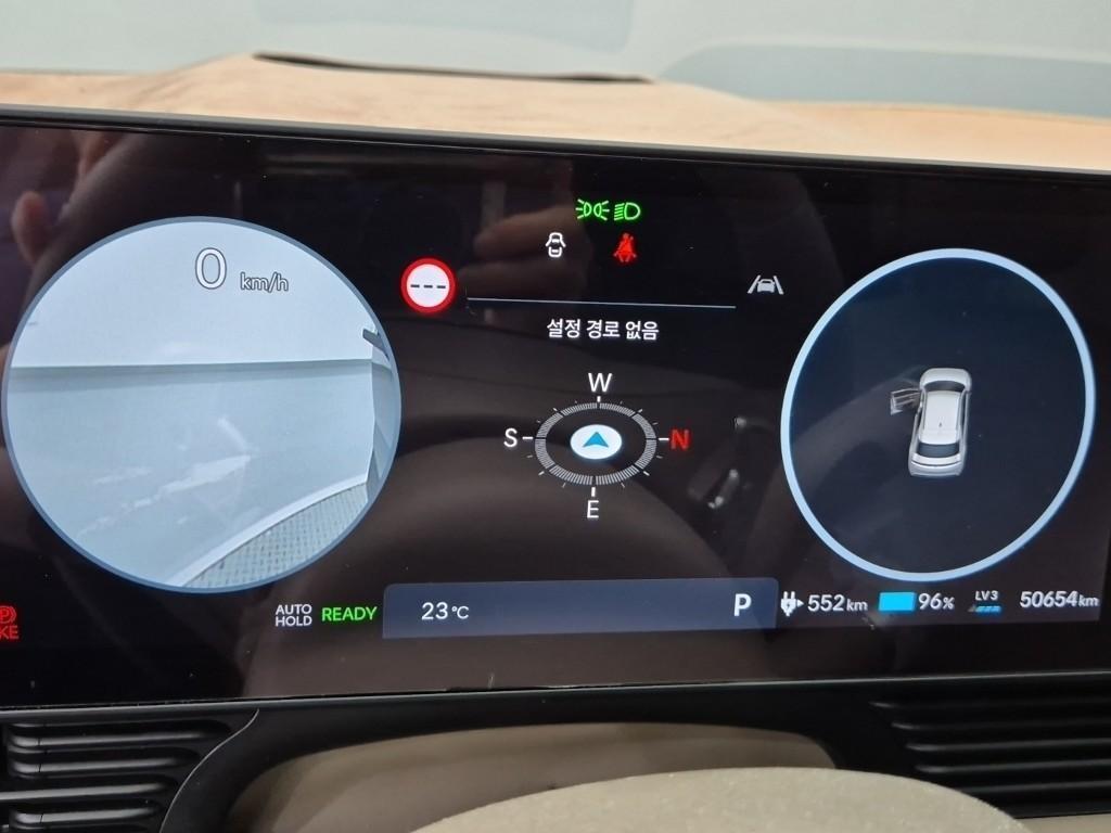 HYUNDAI Ioniq 5 - Vista 6