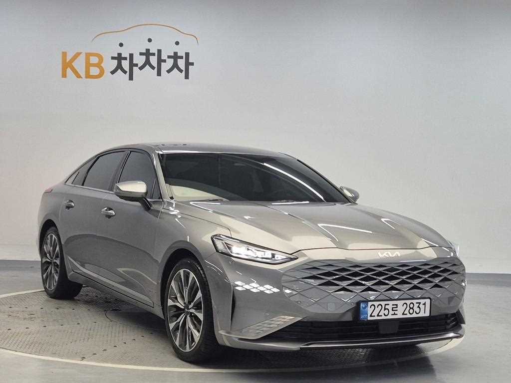 KIA K8 - Vista 4