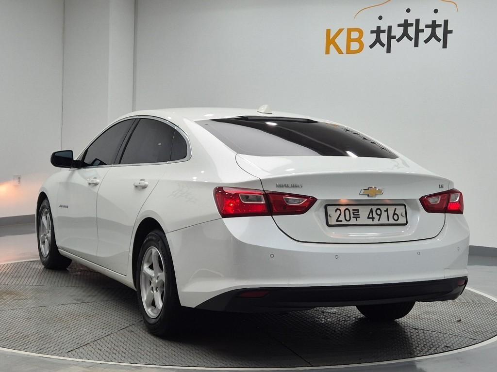 Chevrolet Malibu - Vista 4