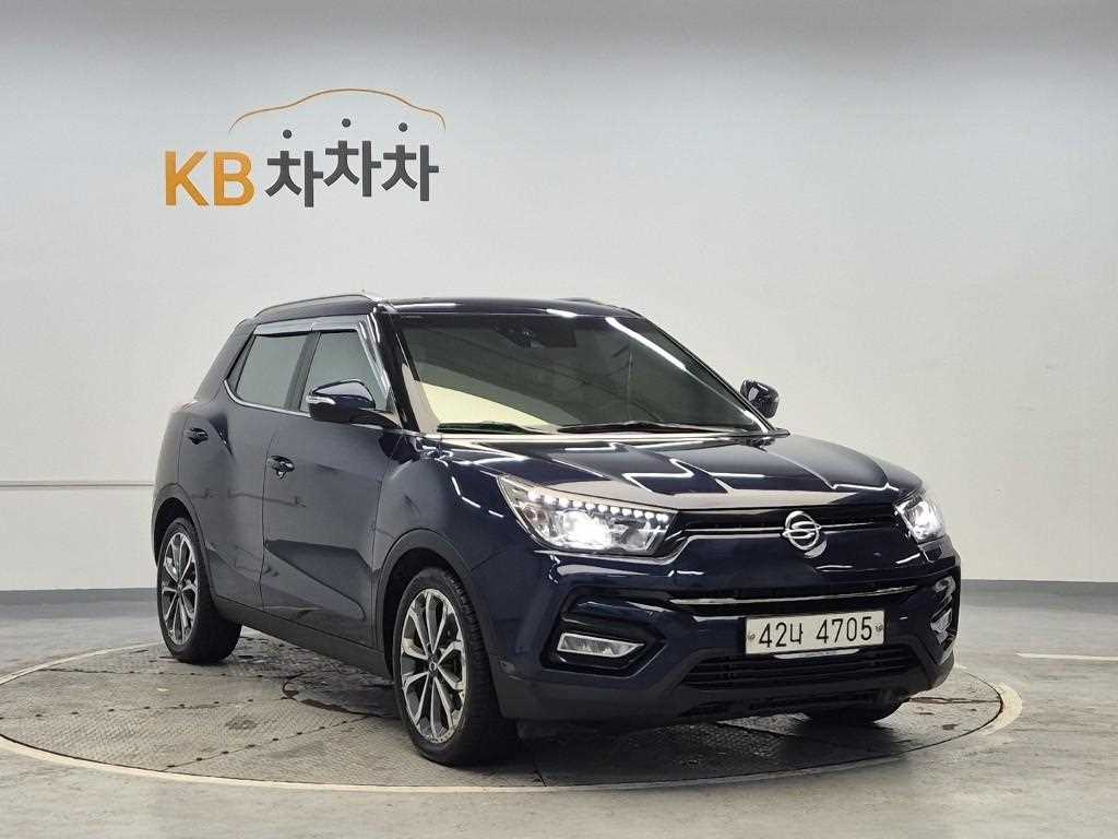 Ssangyong Tivoli - Vista 4