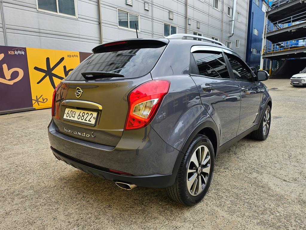 Ssangyong Korando - Vista 7