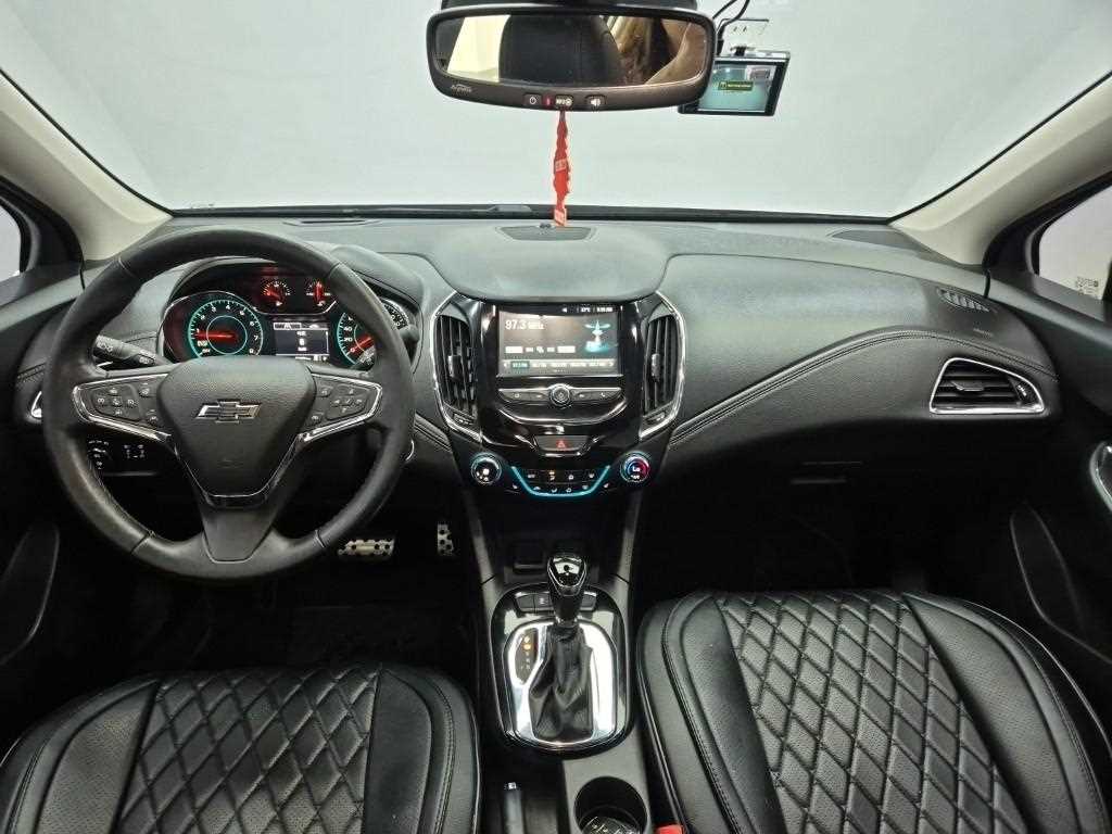 Chevrolet Cruise - Vista 7