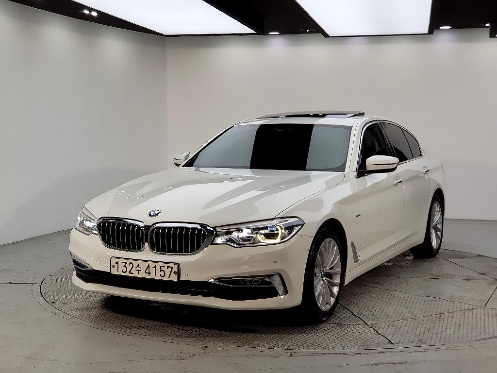 BMW 5 Series 2018 Blanco - Importación desde Corea - HF Imports Iquique - Foto 1