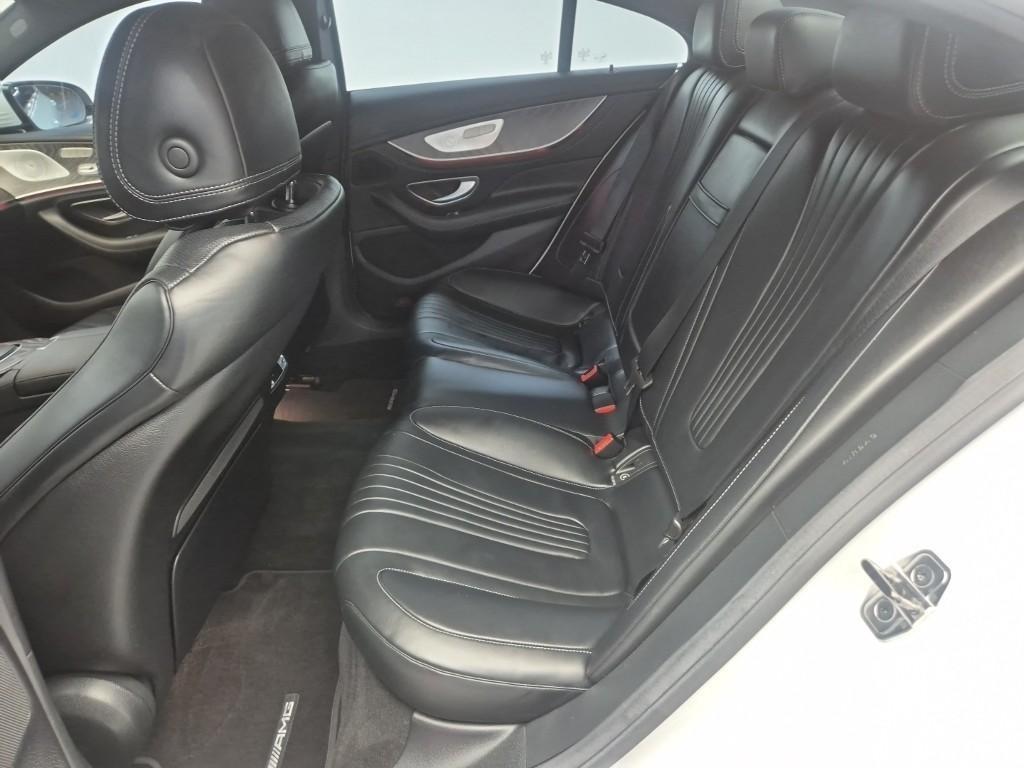 Mercedes Benz CLS Class - Vista 11