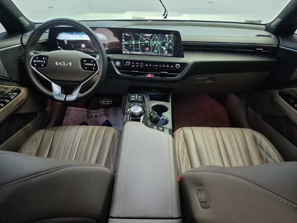 KIA K8 - Vista 7