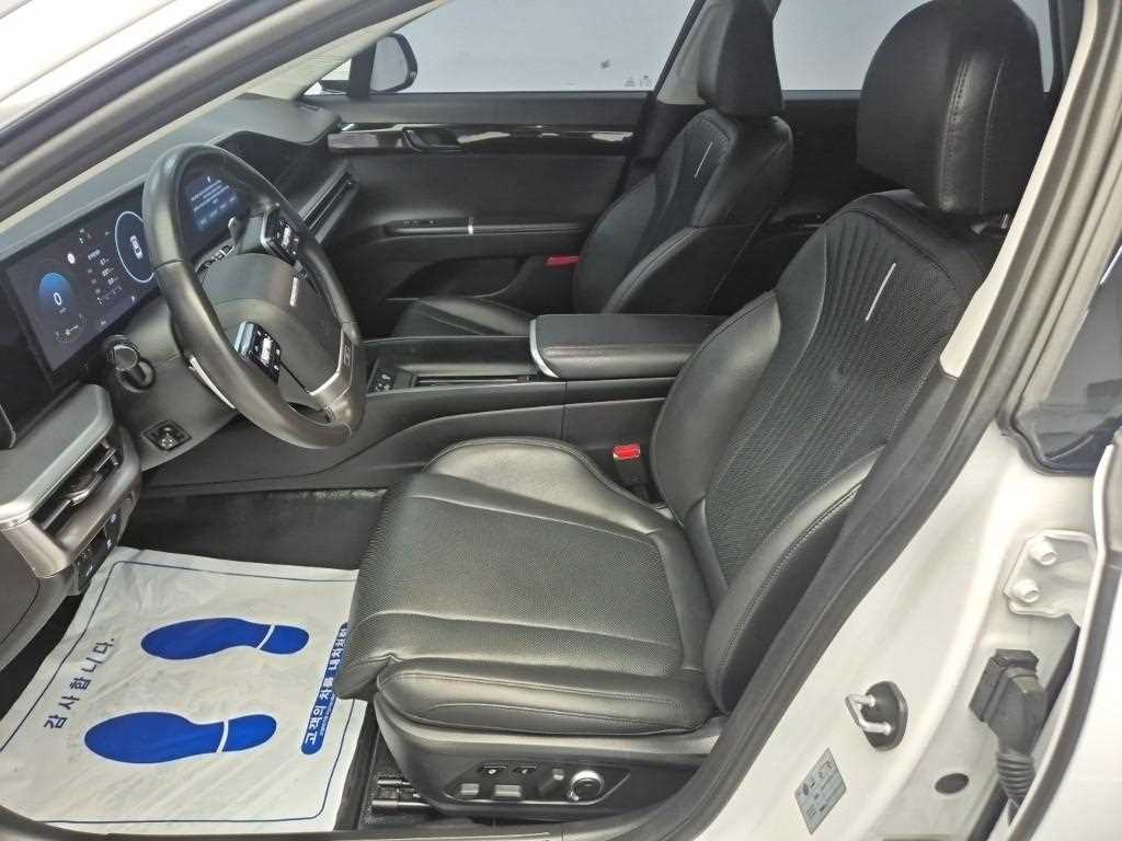 HYUNDAI Grandeur - Vista 11