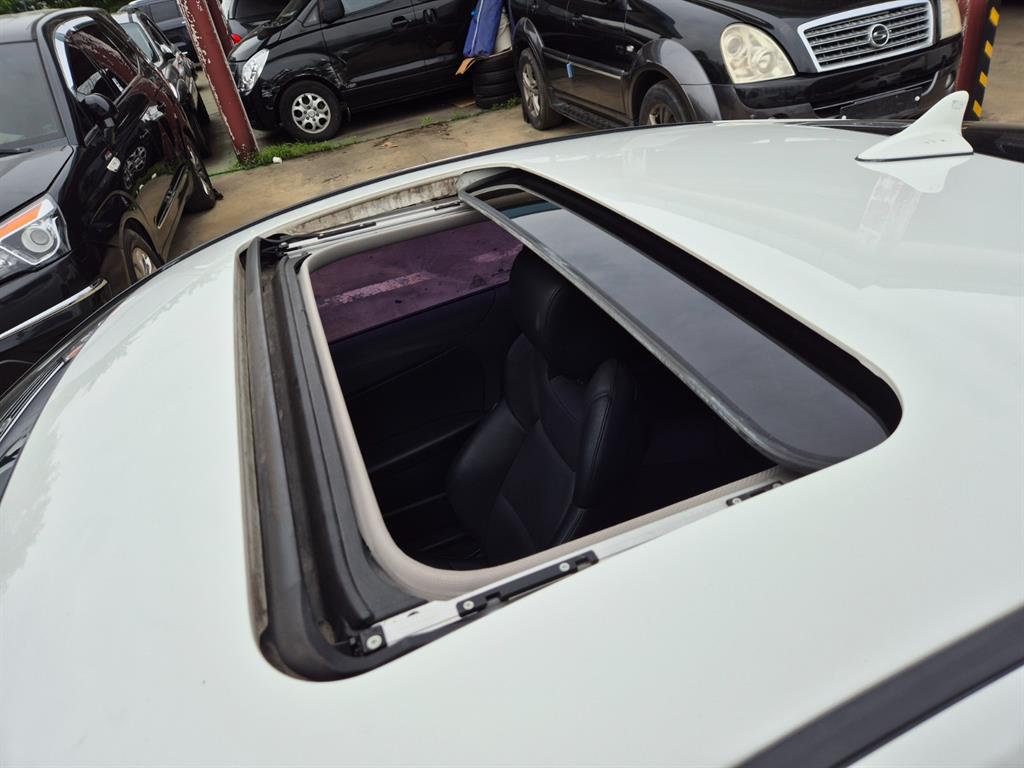 HYUNDAI Genesis 2011 Blanco - Importación desde Corea - HF Imports Iquique - Foto 13