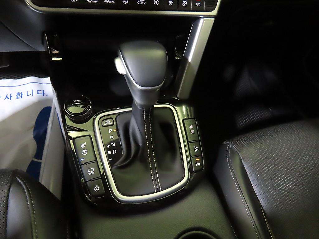 KIA Seltos - Vista 12
