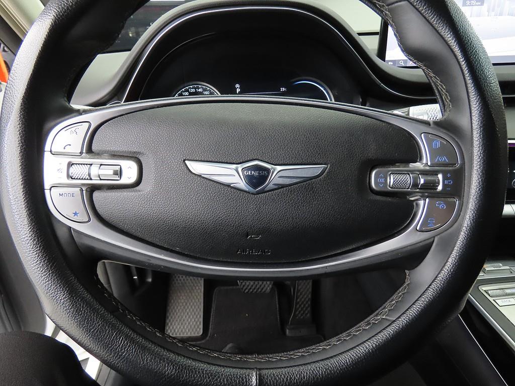 Genesis GV70 - Vista 11