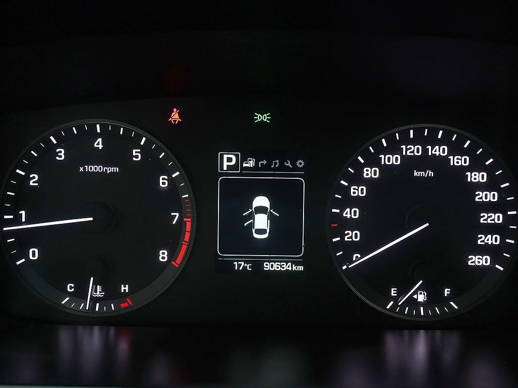 HYUNDAI Sonata - Vista 11