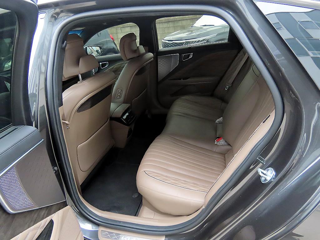 KIA K8 - Vista 6