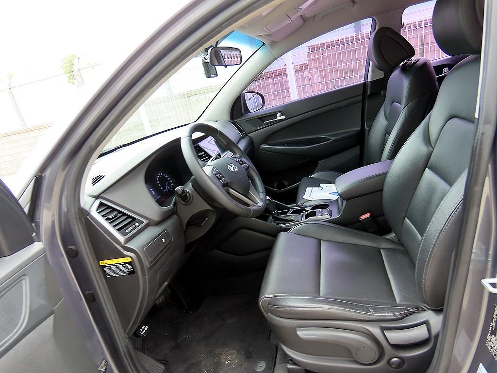 HYUNDAI Tucson - Vista 5
