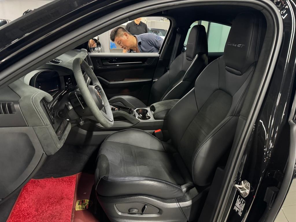 Porsche Cayenne - Vista 12