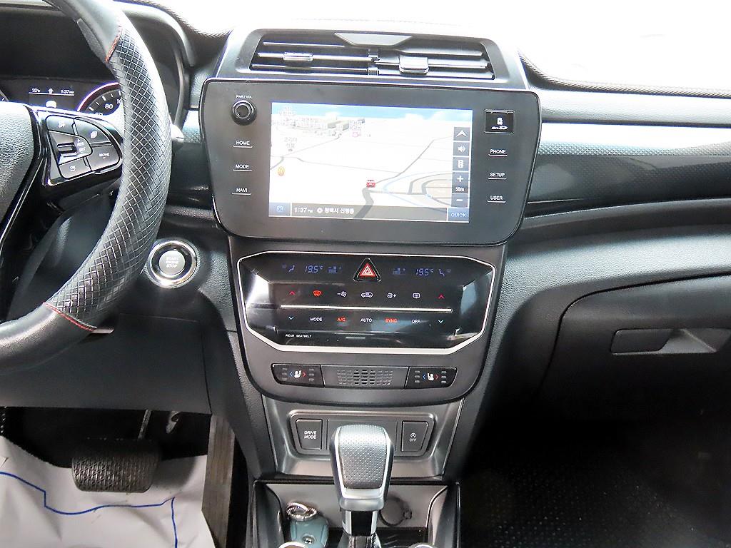 Ssangyong Tivoli - Vista 10