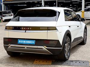 HYUNDAI Ioniq 5 - Vista 6