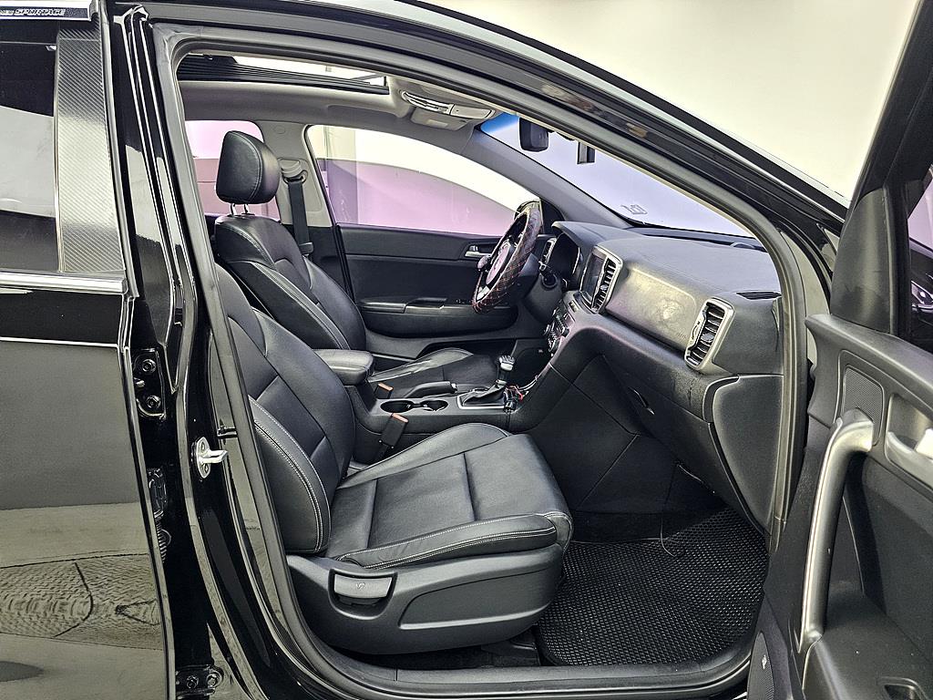 KIA Sportage - Vista 11