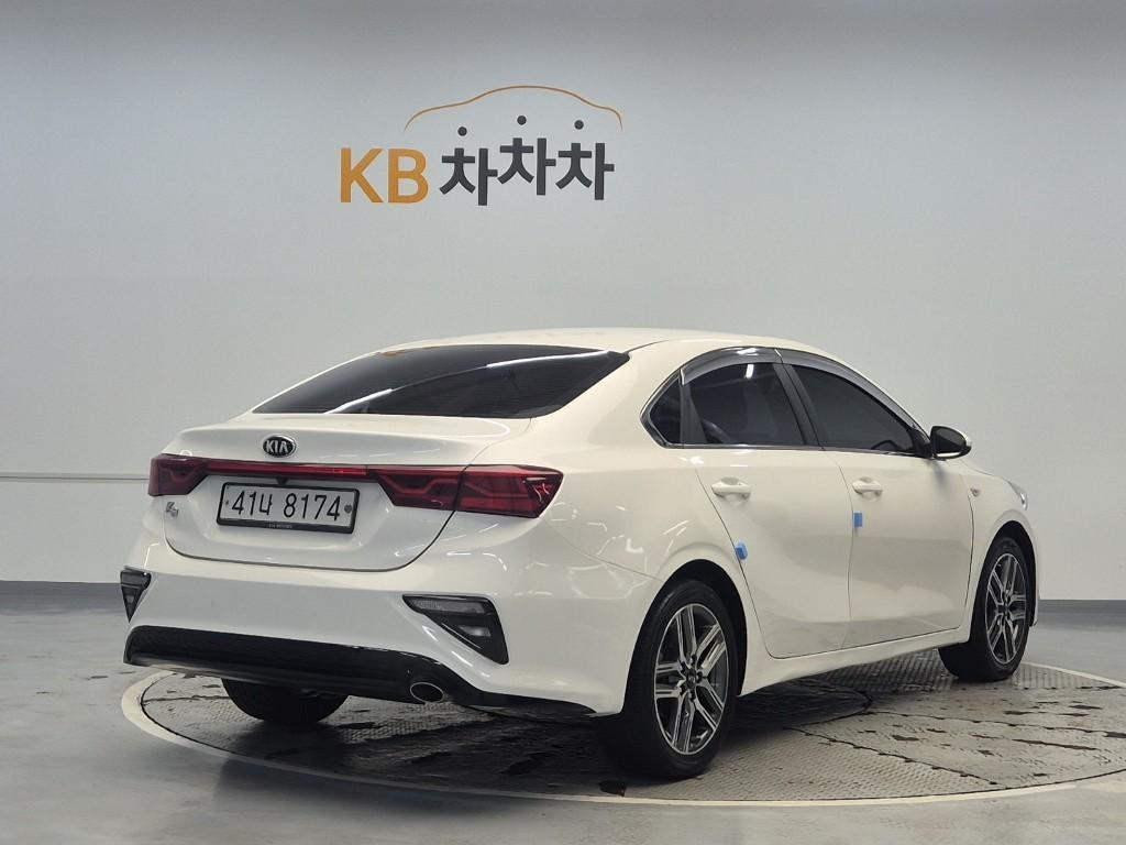 KIA K3 - Vista 3