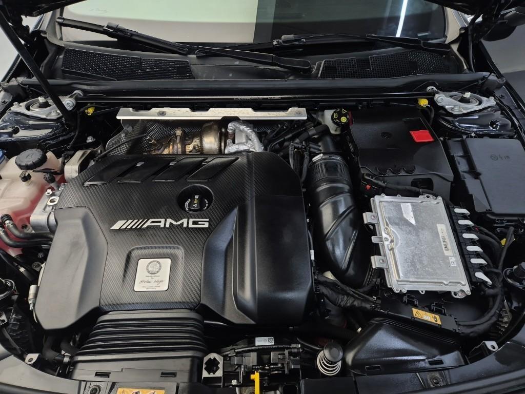 Mercedes Benz CLA Class - Vista 5