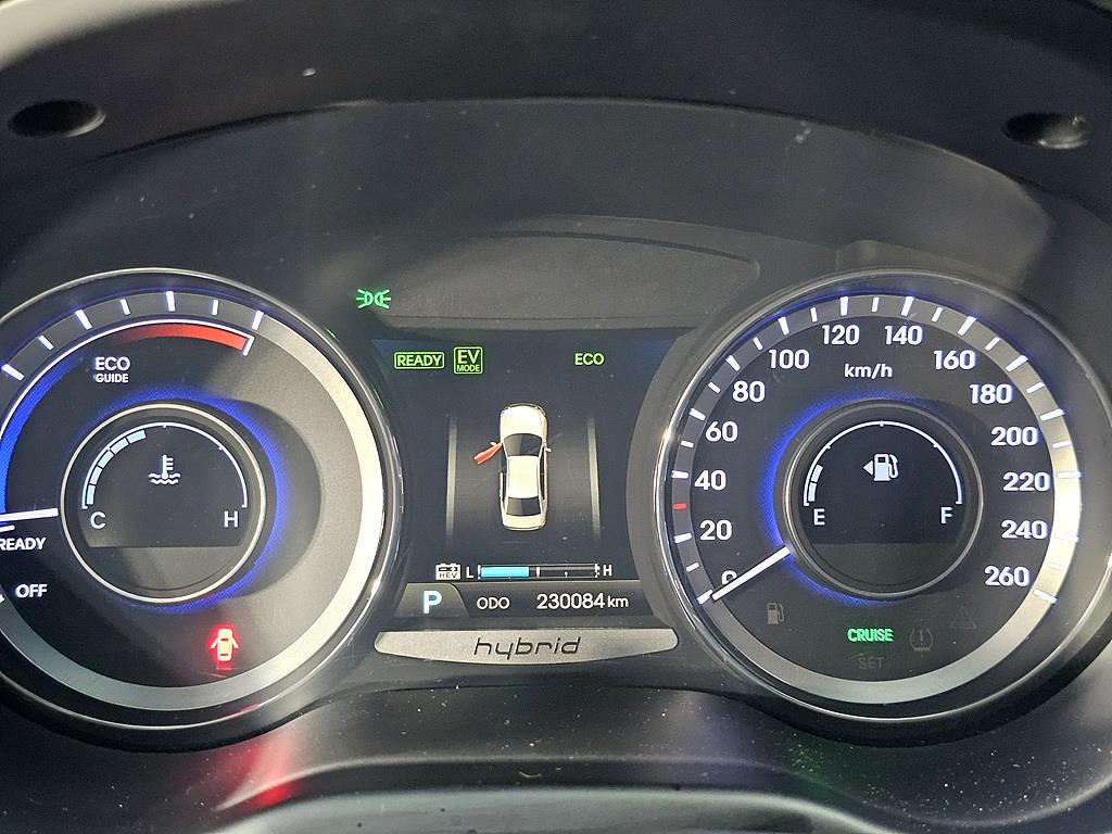 HYUNDAI Grandeur - Vista 7