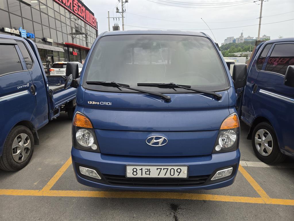 Small Truck Cargo (small) - Vista 2