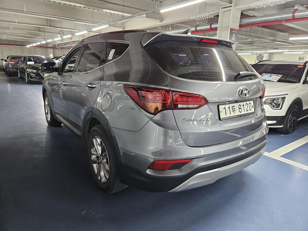 HYUNDAI Santa Fe - Vista 3