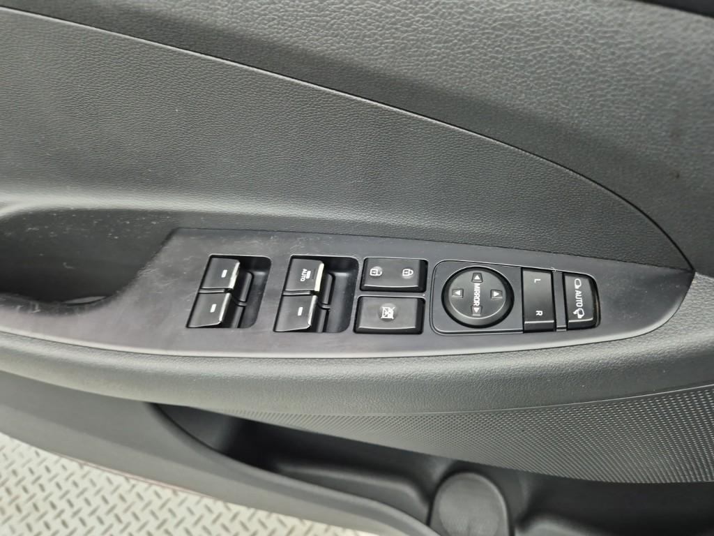 HYUNDAI Tucson 2016 Blanco - Importación desde Corea - HF Imports Iquique - Foto 17