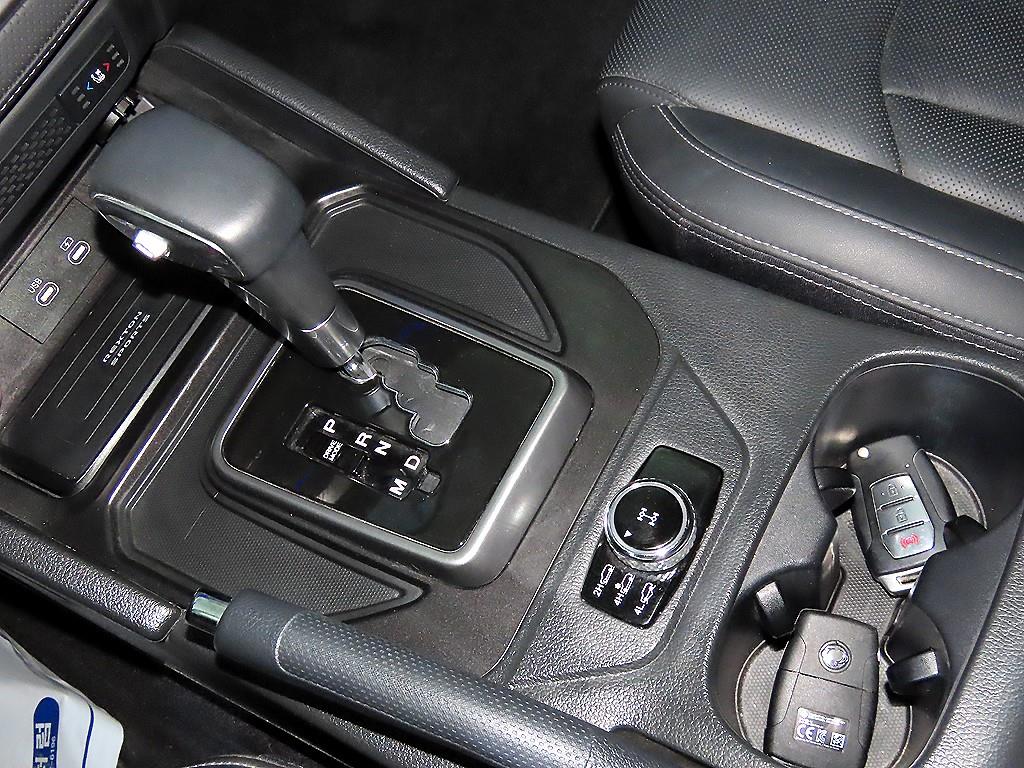 Ssangyong Rexton - Vista 12