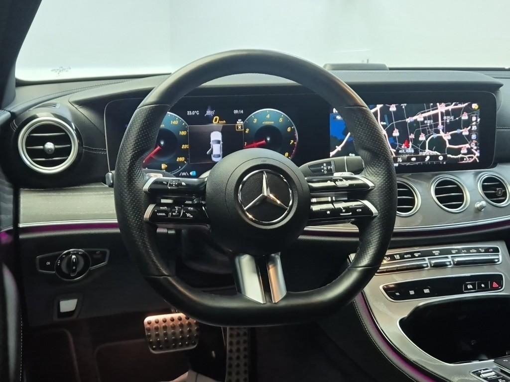 Mercedes Benz E class - Vista 9