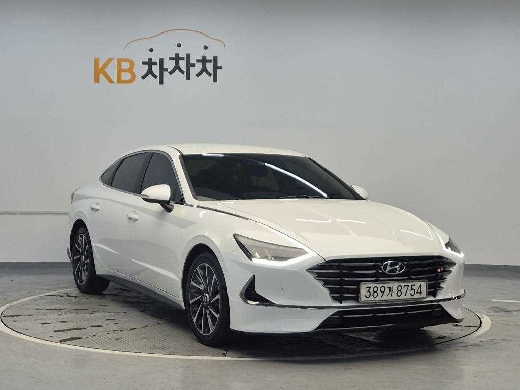 HYUNDAI Sonata - Vista 4