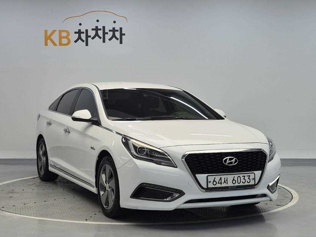 HYUNDAI Sonata - Vista 4
