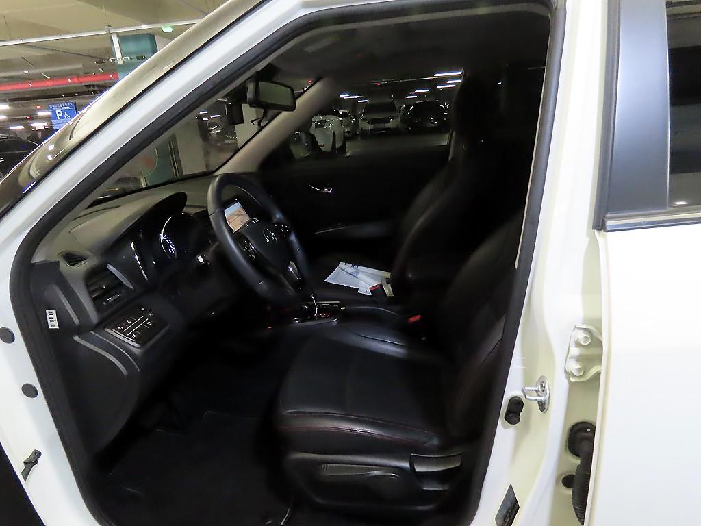 Ssangyong Tivoli - Vista 6
