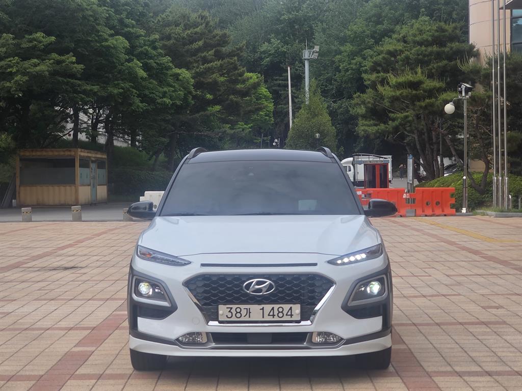 HYUNDAI Kona 2018 Blanco - Importación desde Corea - HF Imports Iquique - Foto 1