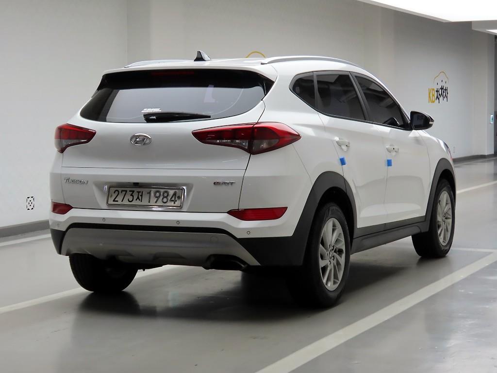 HYUNDAI Tucson - Vista 4