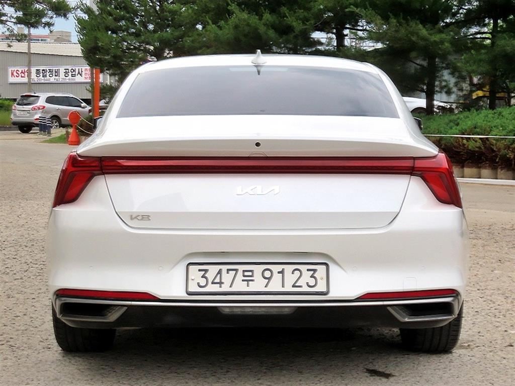KIA K8 - Vista 4