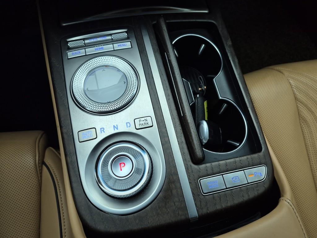 Genesis G80 - Vista 8