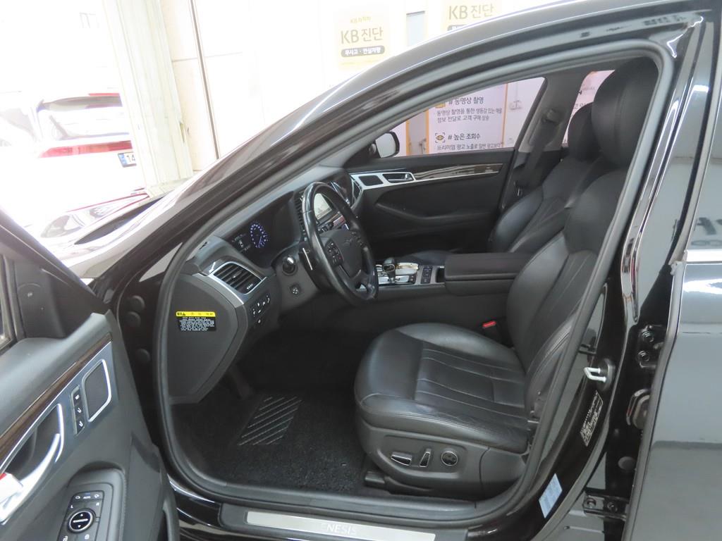 Genesis G80 - Vista 5