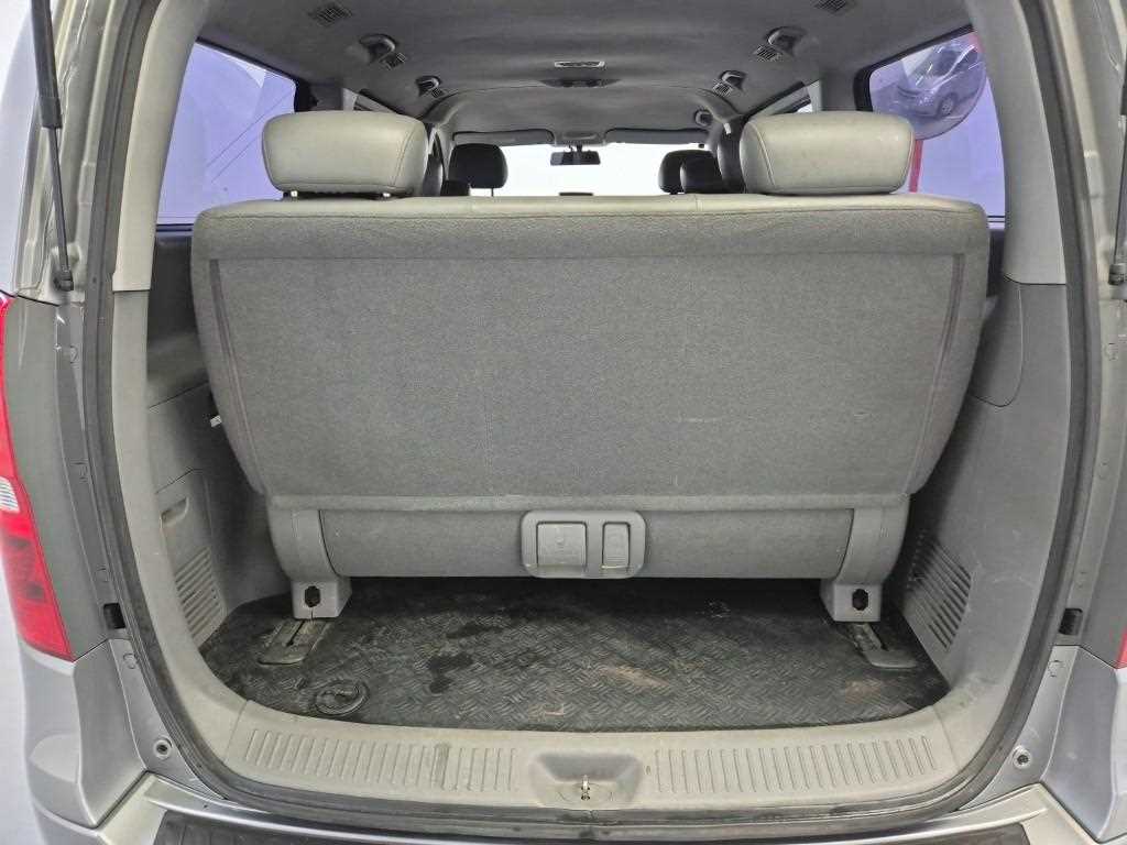 HYUNDAI Starex 2014 Plateado - Importación desde Corea - HF Imports Iquique - Foto 18