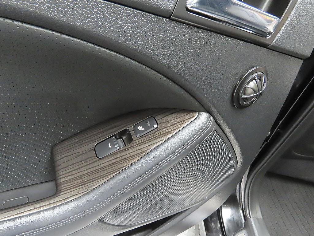 KIA K5 2011 Negro - Importación desde Corea - HF Imports Iquique - Foto 9