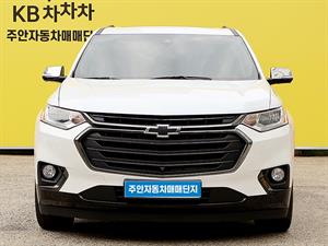 Chevrolet Travers - Vista 2
