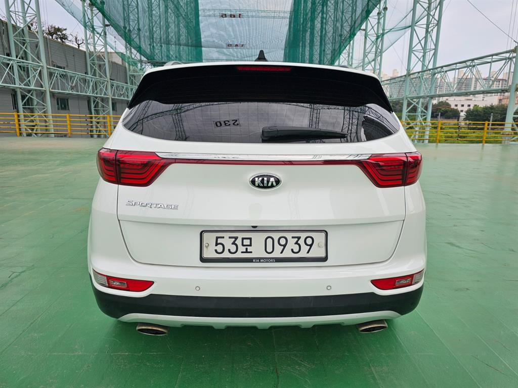KIA Sportage - Vista 5