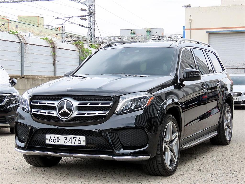 Mercedes Benz GLS Class - Vista 2