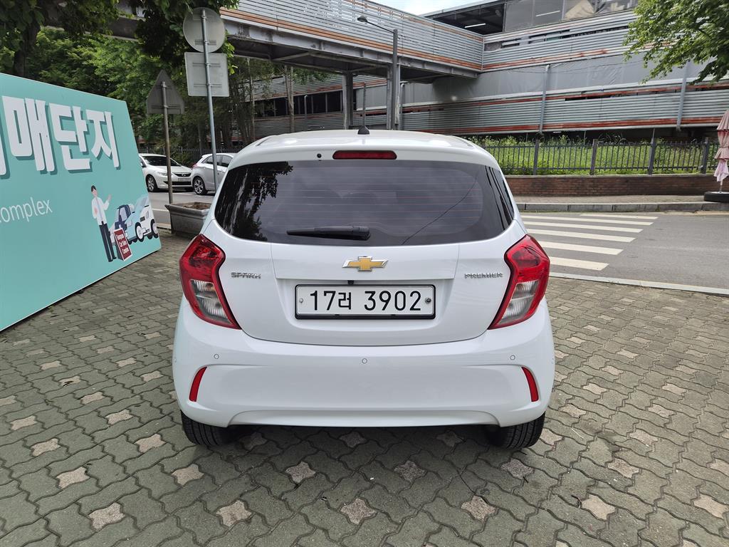 Chevrolet Spark - Vista 3