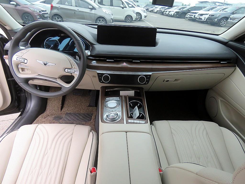 Genesis G80 - Vista 8