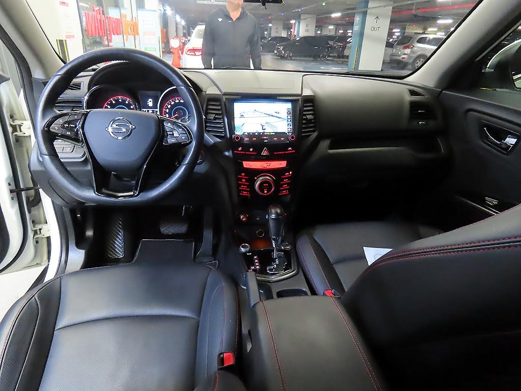 Ssangyong Tivoli - Vista 10