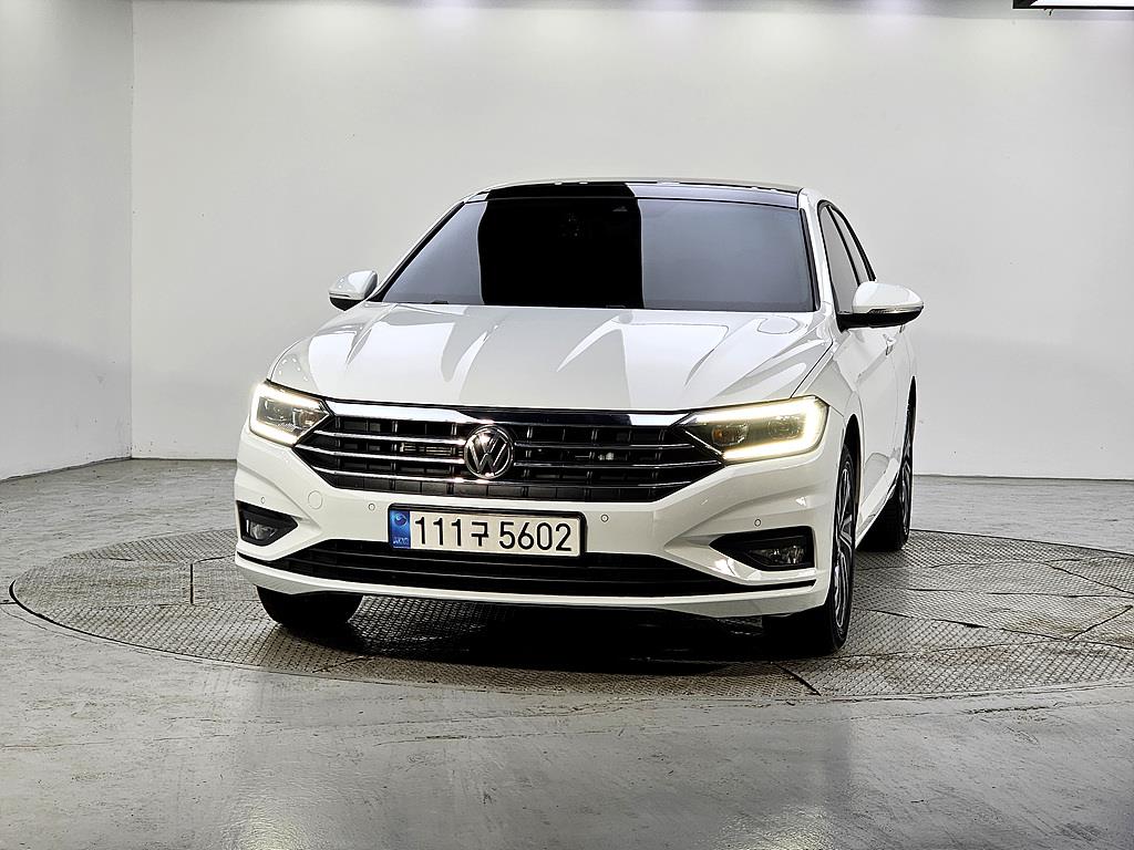 Volkswagen Jetta - Vista 2