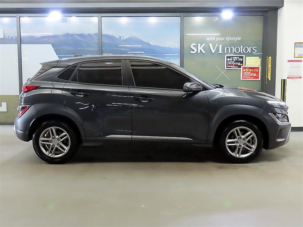 HYUNDAI Kona - Vista 3