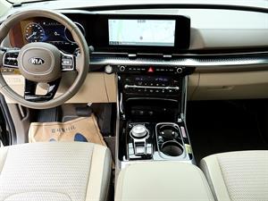 KIA Carnival - Vista 10
