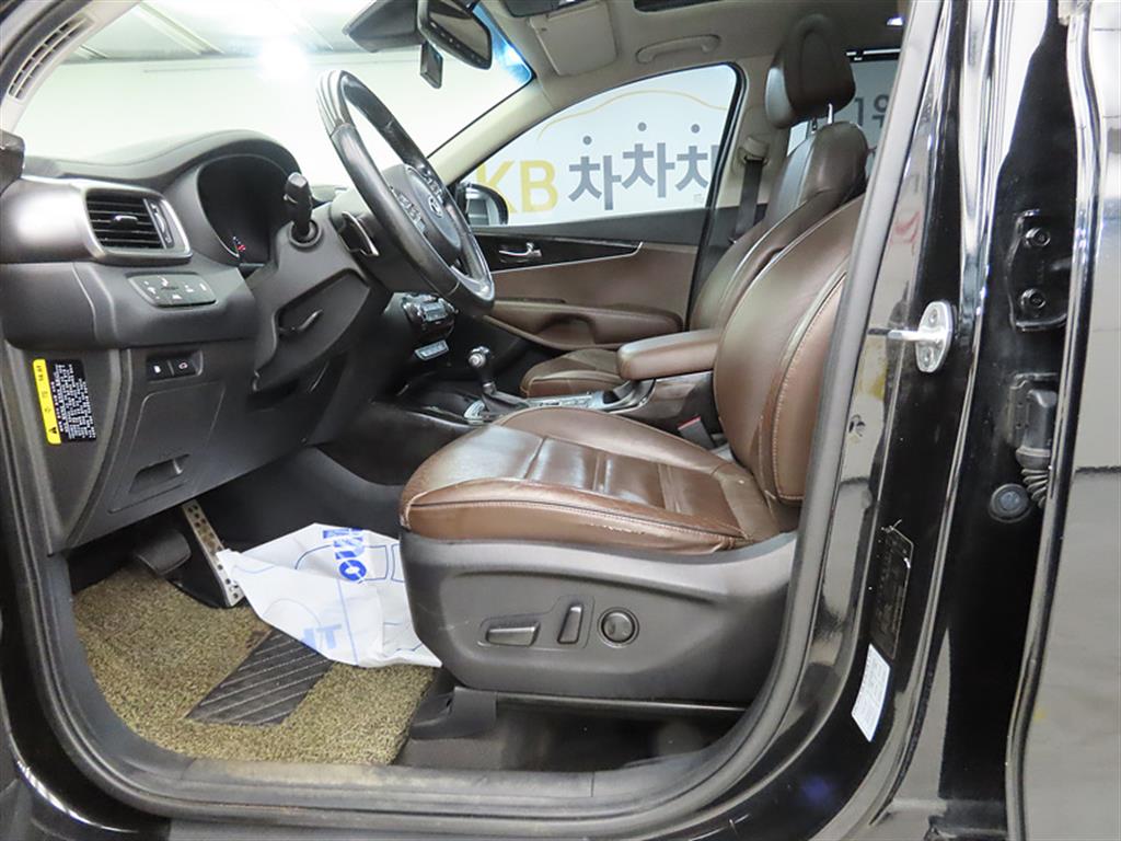 KIA Sorento - Vista 5