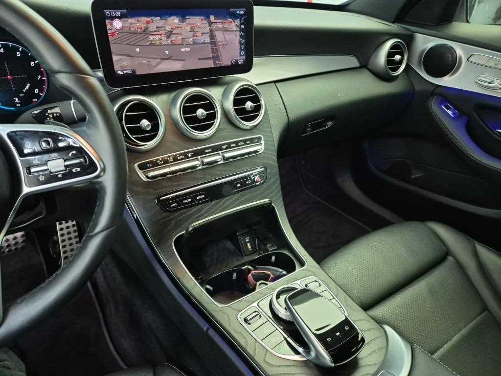 Mercedes Benz C Class - Vista 10