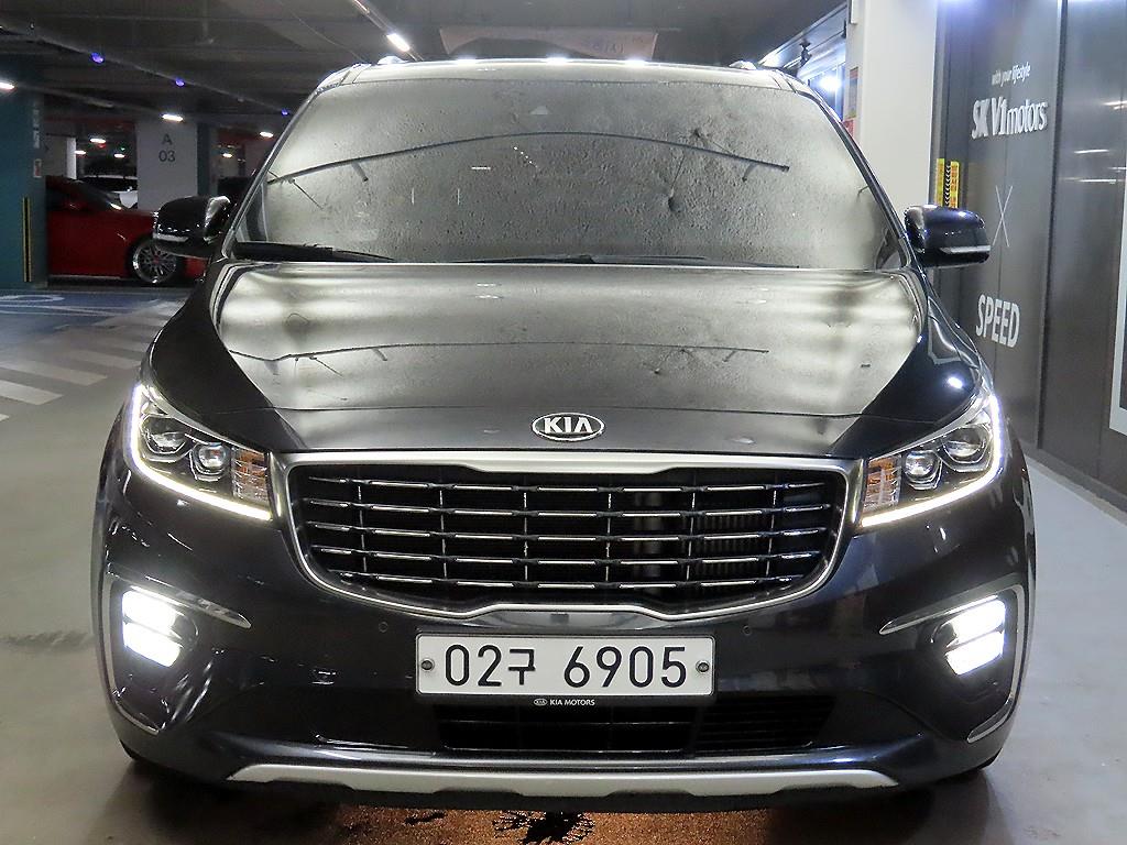 KIA Carnival - Vista 2